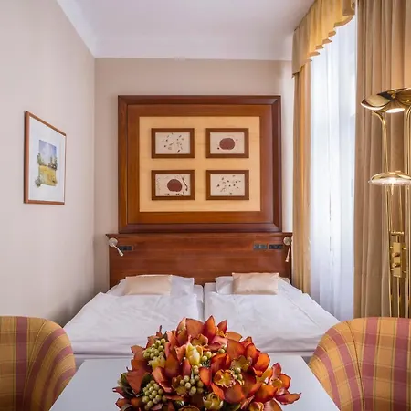 Apartahotel Corso *